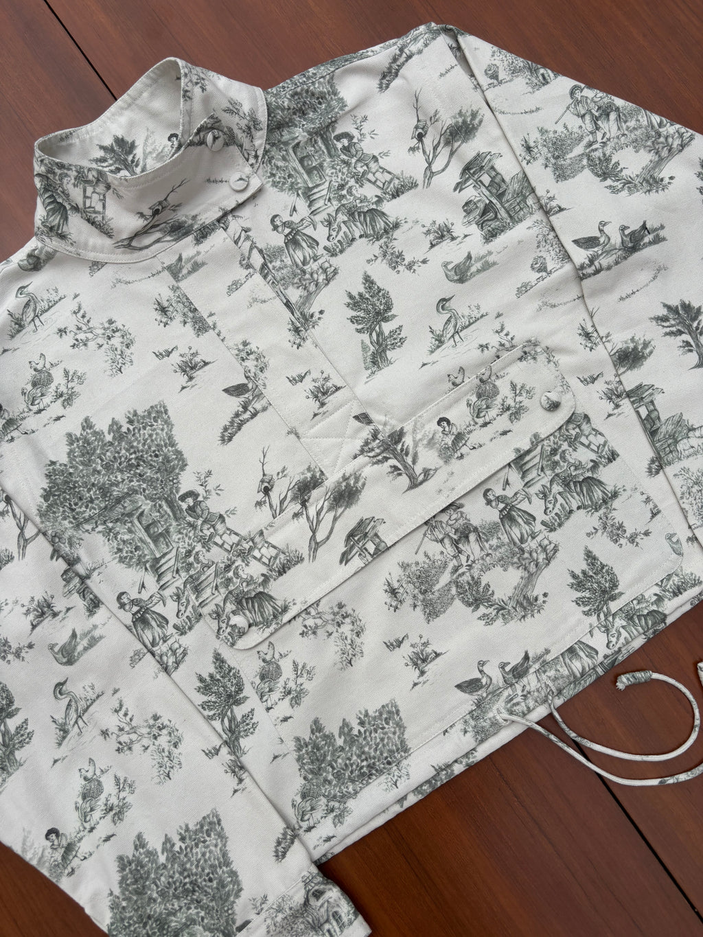 Detachable Sleeve Landscape Overshirt